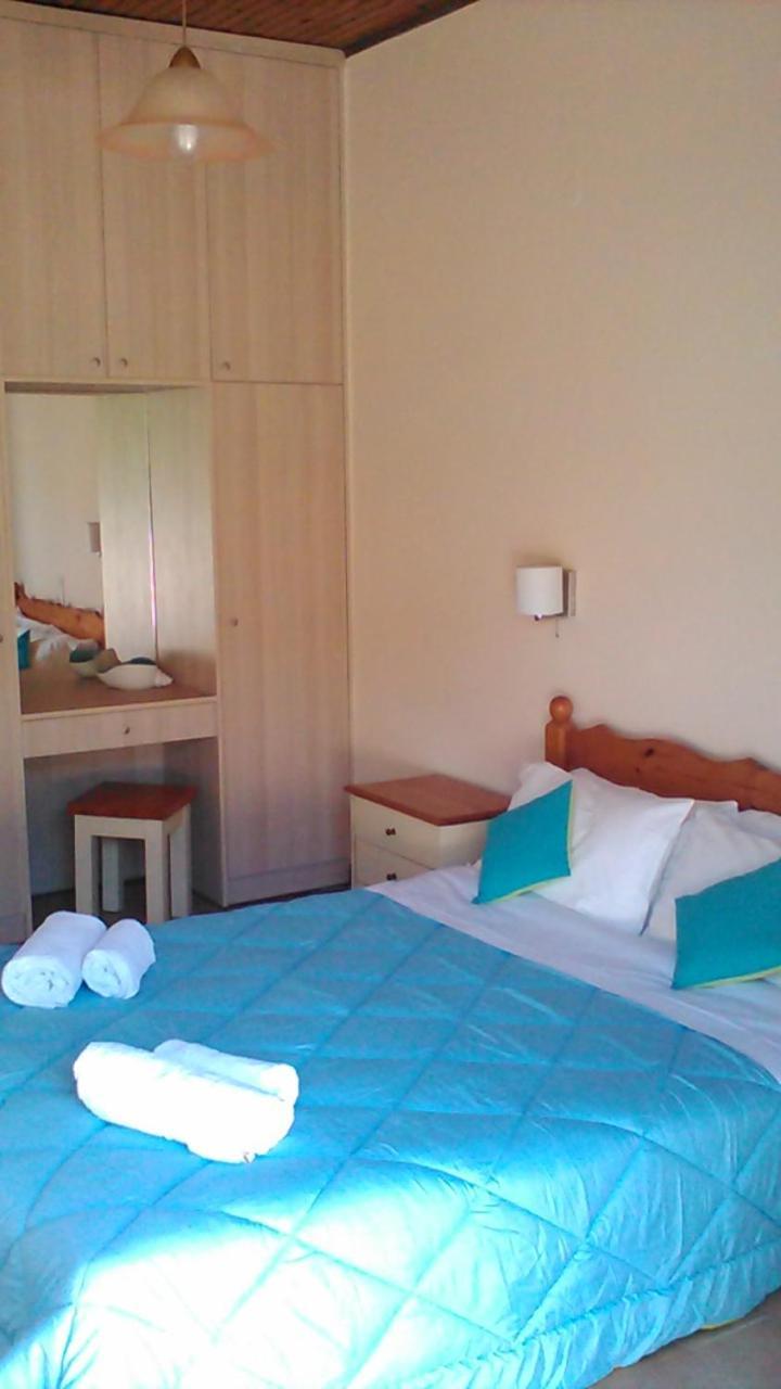 Gorgona Apartments & Studios Ipsos Bagian luar foto