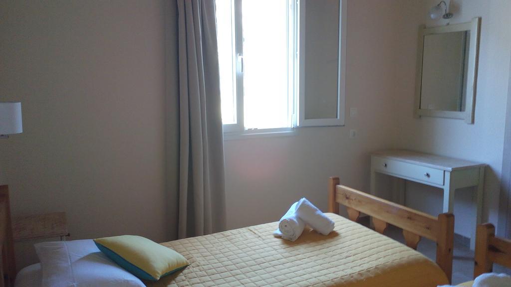 Gorgona Apartments & Studios Ipsos Bagian luar foto